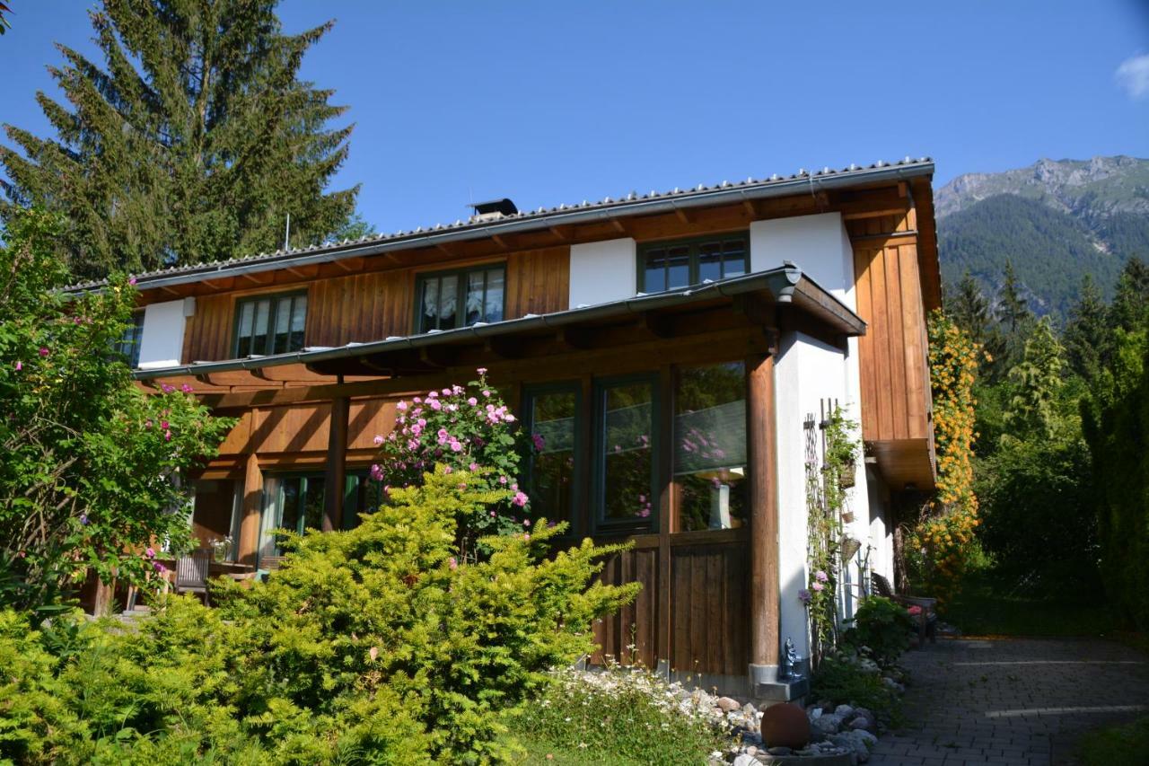 Petra Maria Soelle - Ferienhaus Sehr Privat Presseggersee Kültér fotó